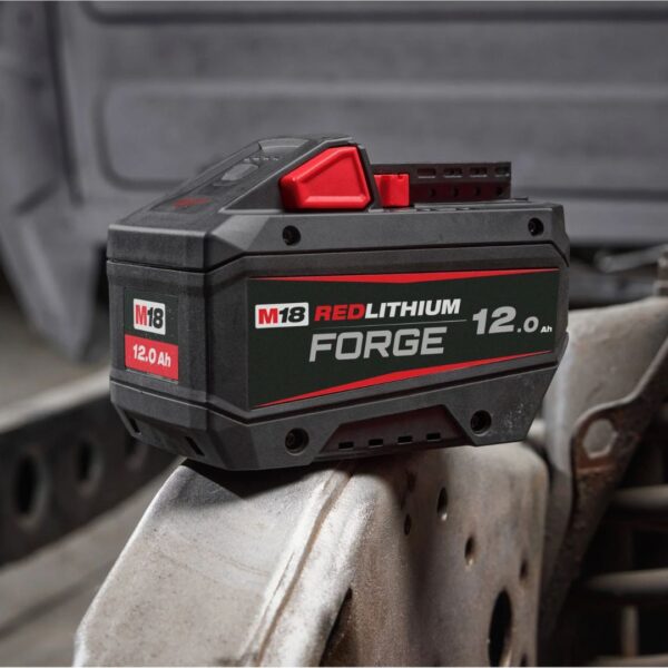 M18™ FORGE™ 12.0 AH Batteries and Charger Kit
